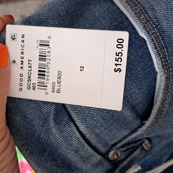 NWT GOOD AMERICAN GOOD CURVE SKINNY CROP - Picture 9 of 11